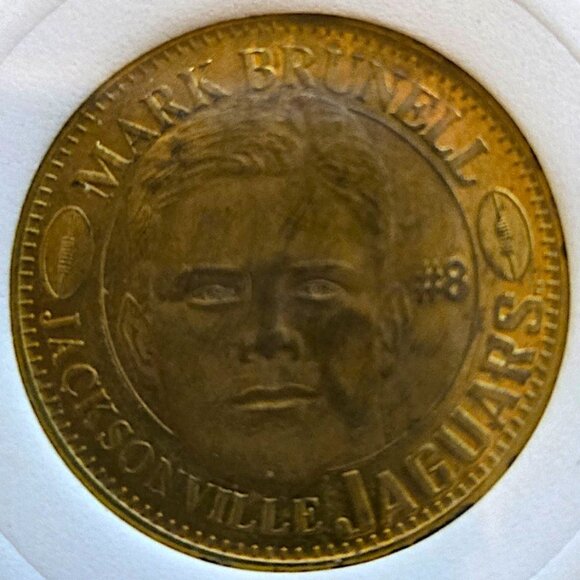 Mark Brunell #8 Jacksonville Jaguars 1996 Pinnacle QB Club Vintage NFL Coin - Picture 2 of 4